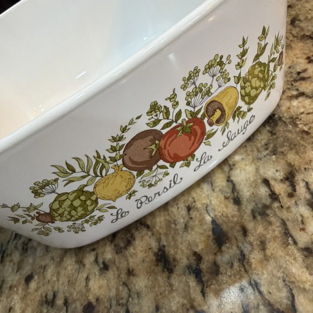CORNING WARE Spice of Life Le Persil La Sauge Baking Dish 1.5 Quart A-1  1/2-B